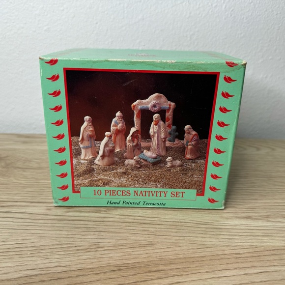 Holiday Time Other - Holiday Time Southwest Themed Nativity Set Hand Painted Terracotta 10 Piece‎ Set